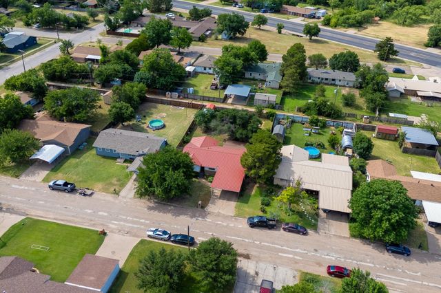 1017 2nd Street, Hamlin, TX 79520