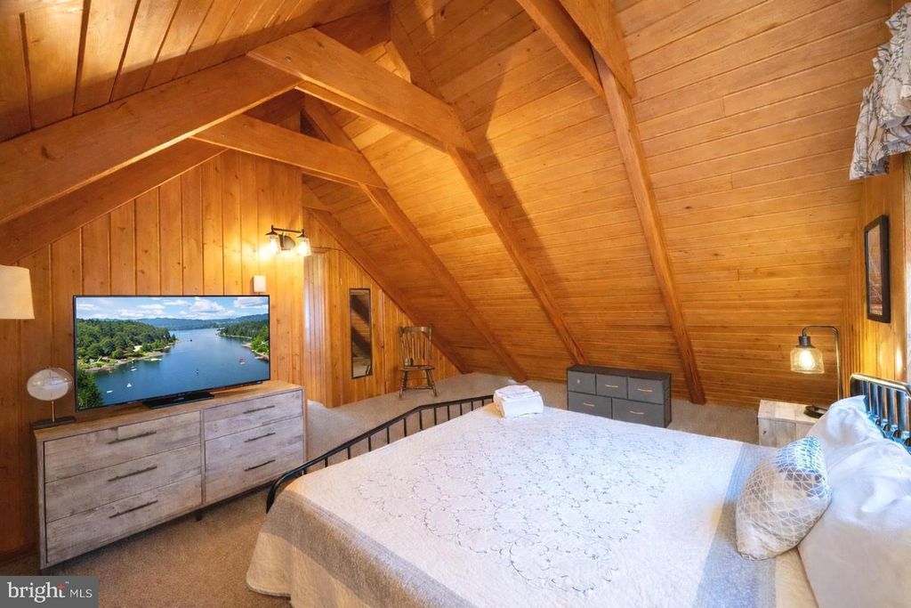 Image 38 of property listing at 61 FREDERICK CIR, Swanton, MD 21561