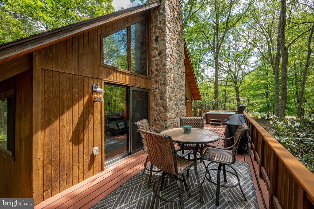 Image 51 of property listing at 61 FREDERICK CIR, Swanton, MD 21561