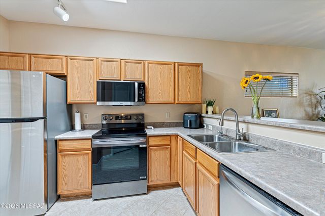 454 E Cactus Mountain, Vail, AZ 85641
