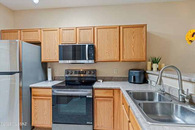 454 E Cactus Mountain, Vail, AZ 85641