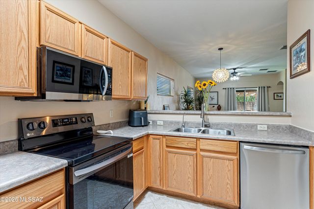 454 E Cactus Mountain, Vail, AZ 85641