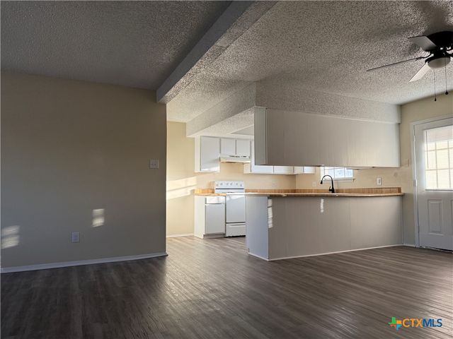 1004 Indian Trail, Harker Heights, TX 76548