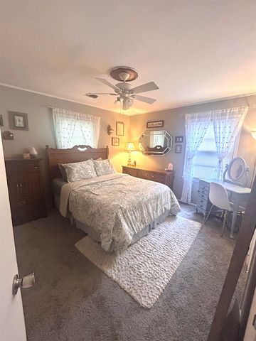 2421 S Bennett Ave, Wichita, KS 67217