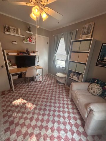 2421 S Bennett Ave, Wichita, KS 67217