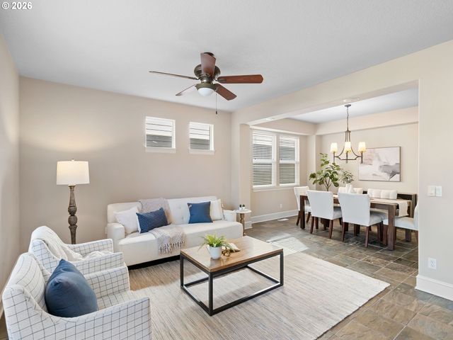 12847 Nw BAYONNE Ln, Portland, OR 97229