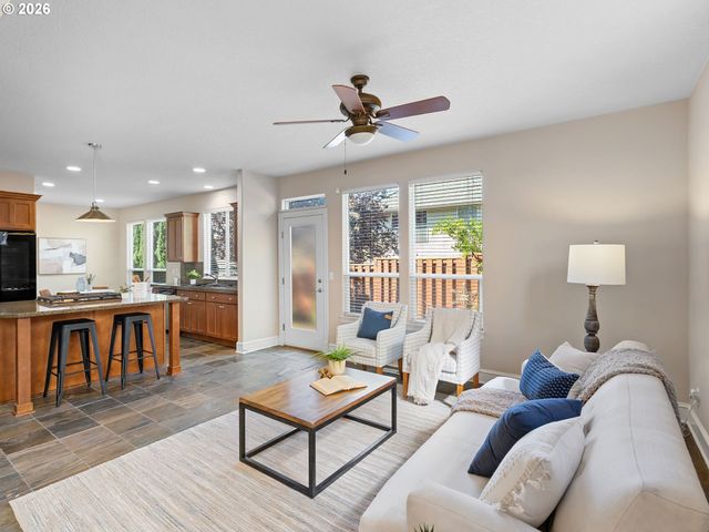 12847 Nw BAYONNE Ln, Portland, OR 97229