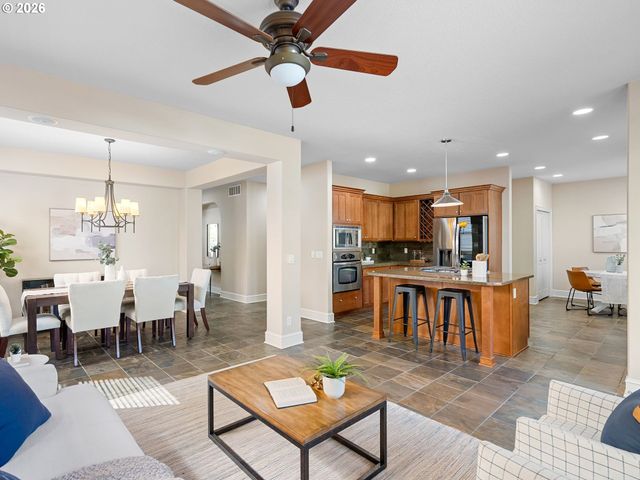 12847 Nw BAYONNE Ln, Portland, OR 97229