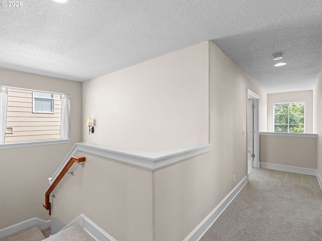 12847 Nw BAYONNE Ln, Portland, OR 97229