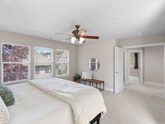 12847 Nw BAYONNE Ln, Portland, OR 97229