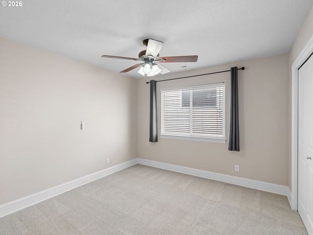 12847 Nw BAYONNE Ln, Portland, OR 97229