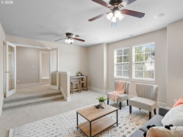 12847 Nw BAYONNE Ln, Portland, OR 97229