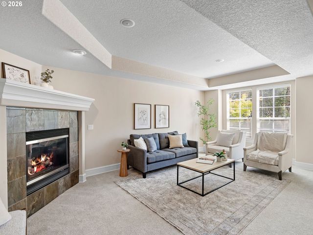 12847 Nw BAYONNE Ln, Portland, OR 97229