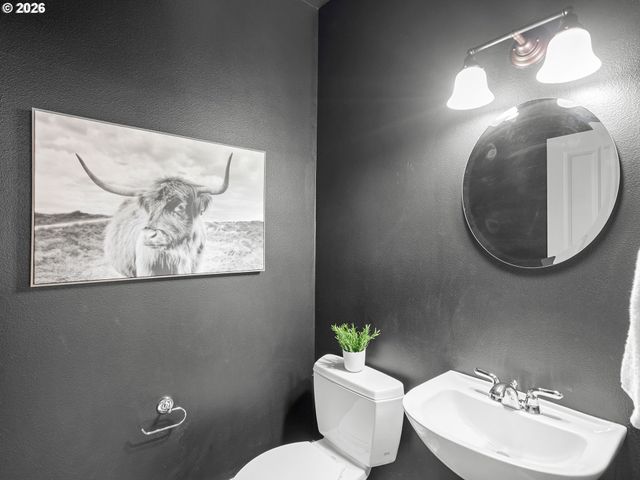 12847 Nw BAYONNE Ln, Portland, OR 97229