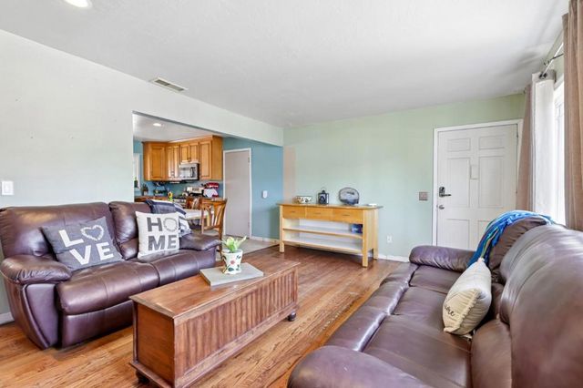 12 Taylor Road, Watsonville, CA 95076