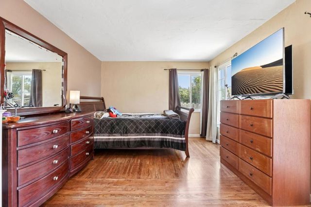 12 Taylor Road, Watsonville, CA 95076