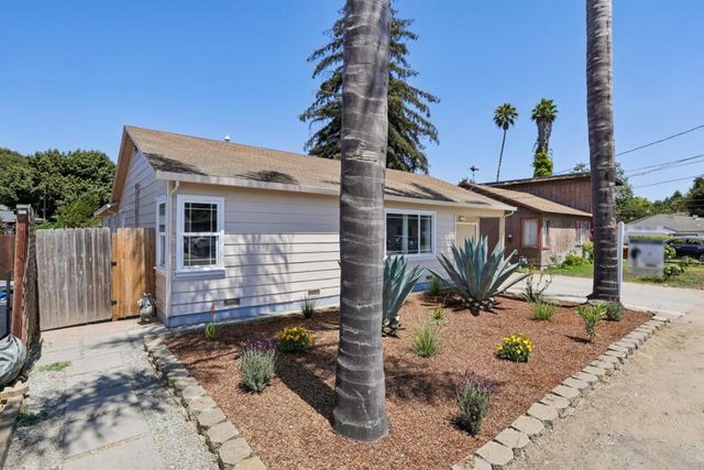 12 Taylor Road, Watsonville, CA 95076