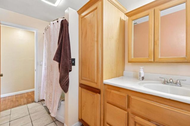 12 Taylor Road, Watsonville, CA 95076