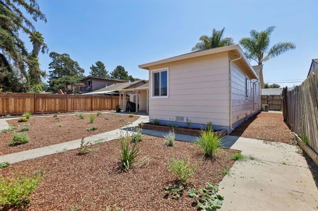12 Taylor Road, Watsonville, CA 95076