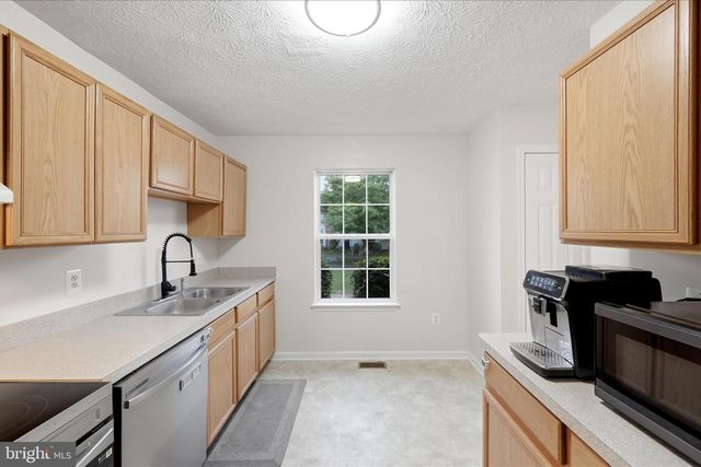 167 EQUESTRIAN DR, Stephens City, VA 22655