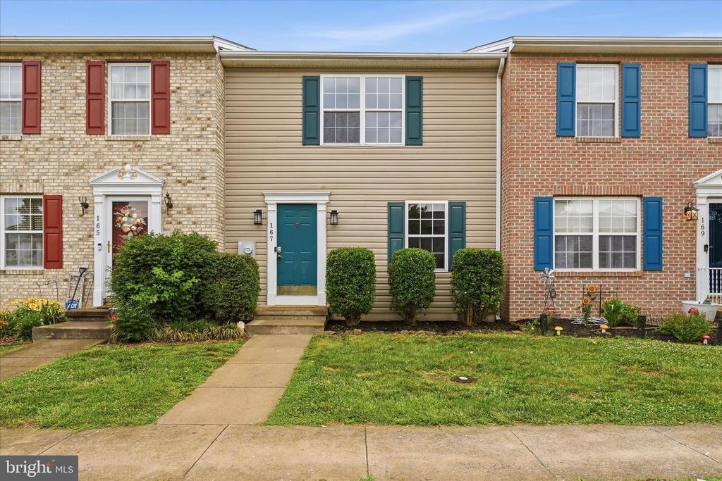 167 EQUESTRIAN DR, Stephens City, VA 22655