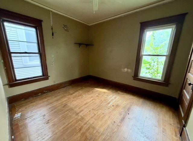 1020 S 32ND STREET, Milwaukee, WI 53215