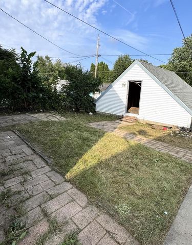 1020 S 32ND STREET, Milwaukee, WI 53215
