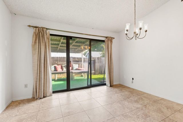 6613-5413 Mercedes Ave, Citrus Heights, CA 95621