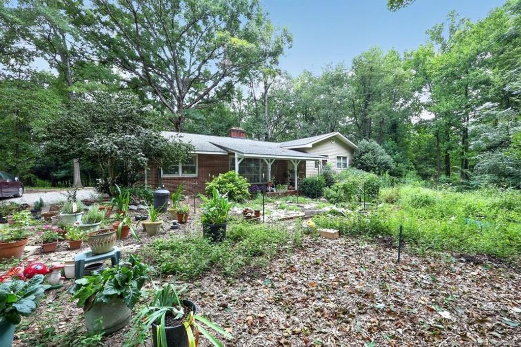 649 Kivett Road, Lillington, NC 27546
