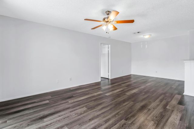 11245 W Atlantic Boulevard 205, Coral Springs, FL 33071