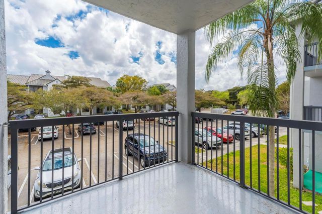 11245 W Atlantic Boulevard 205, Coral Springs, FL 33071