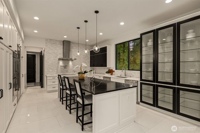 12284 196th Avenue NE, Redmond, WA 98053
