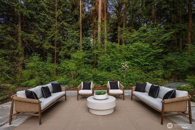 12284 196th Avenue NE, Redmond, WA 98053