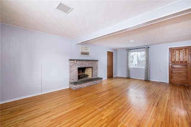 153 Kennedy Circle, Irondequoit, NY 14609