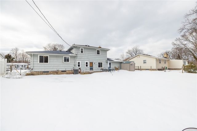 153 Kennedy Circle, Irondequoit, NY 14609