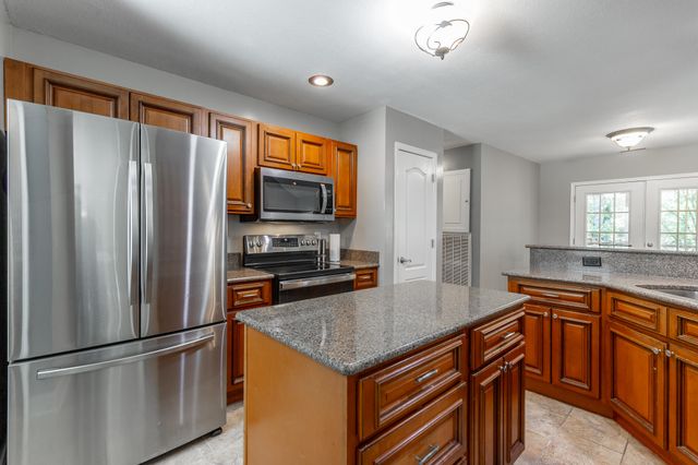 200 Hidden Oaks Drive, Flintstone, GA 30725