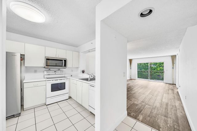 9580 Weldon Cir 408K, Fort Lauderdale, FL 33321