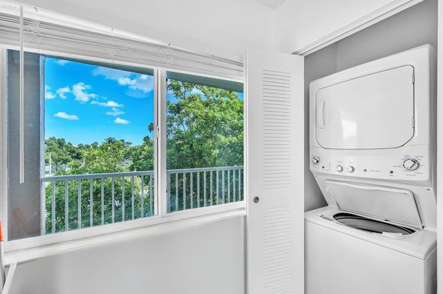 9580 Weldon Cir 408K, Fort Lauderdale, FL 33321