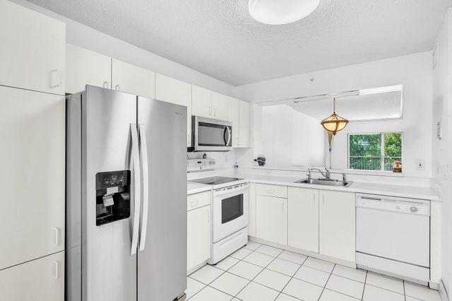 9580 Weldon Cir 408K, Fort Lauderdale, FL 33321