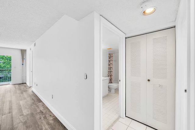 9580 Weldon Cir 408K, Fort Lauderdale, FL 33321