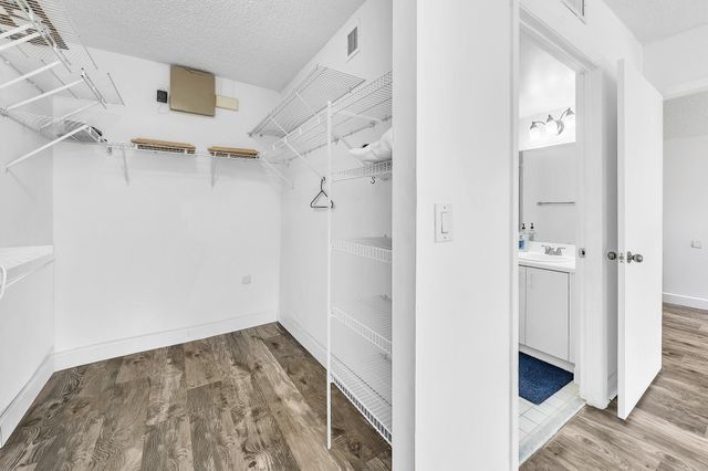 9580 Weldon Cir 408K, Fort Lauderdale, FL 33321