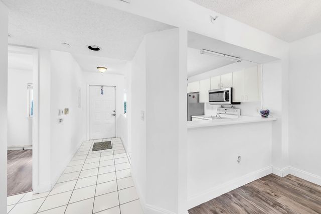 9580 Weldon Cir 408K, Fort Lauderdale, FL 33321