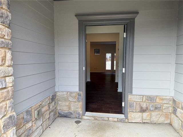 5755 Graywind Trail, Atlanta, GA 30349