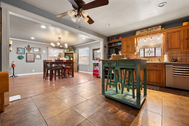 1204 Garland Street, Plainview, TX 79072