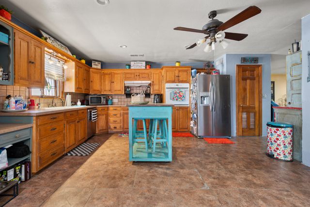 1204 Garland Street, Plainview, TX 79072