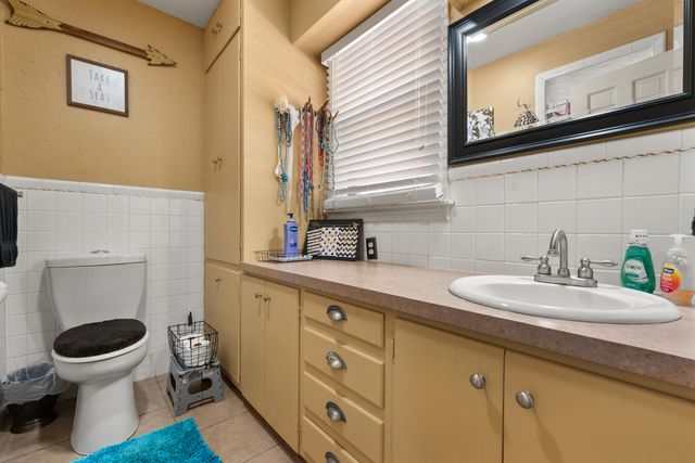 1204 Garland Street, Plainview, TX 79072