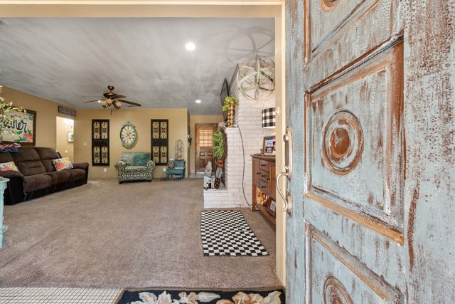 1204 Garland Street, Plainview, TX 79072