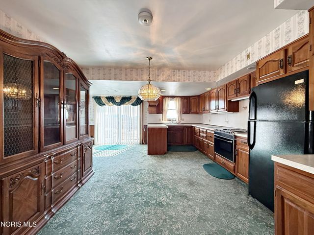 3392 Rd 6, Leipsic, OH 45856