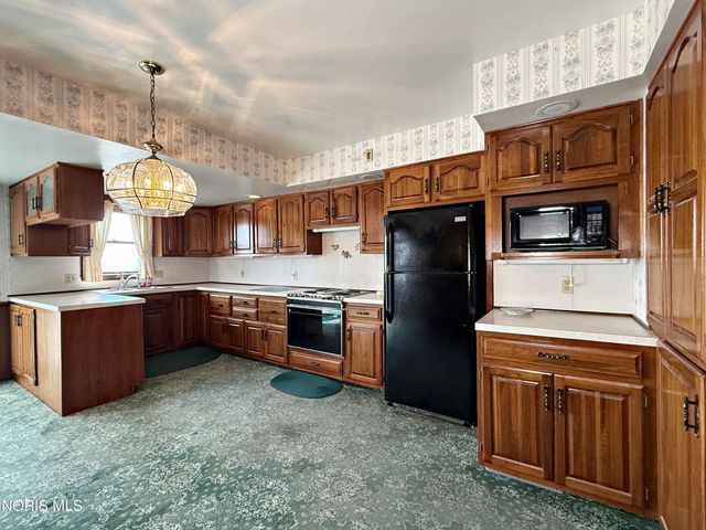 3392 Rd 6, Leipsic, OH 45856