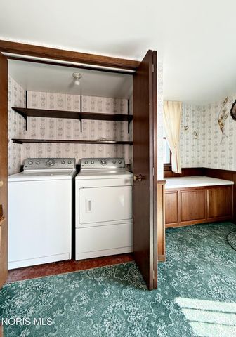 3392 Rd 6, Leipsic, OH 45856